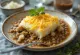 Fish pie med linser, gyllenbrun krämig potatis och fiskfyllning